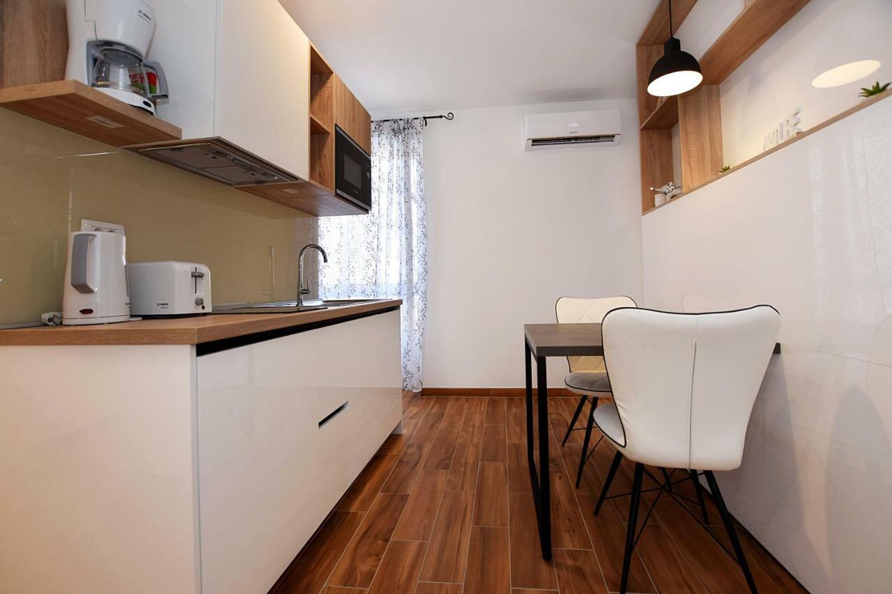 Apartments Four Corners ซาดาร์ ภายนอก รูปภาพ